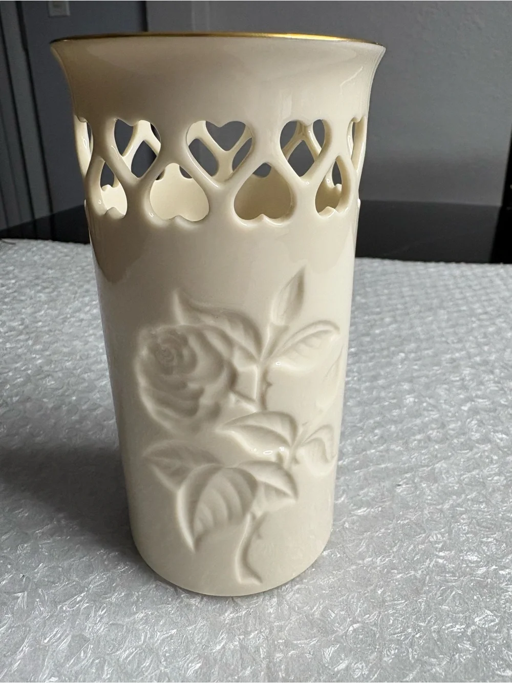 Lenox Hearts & Flowers vase